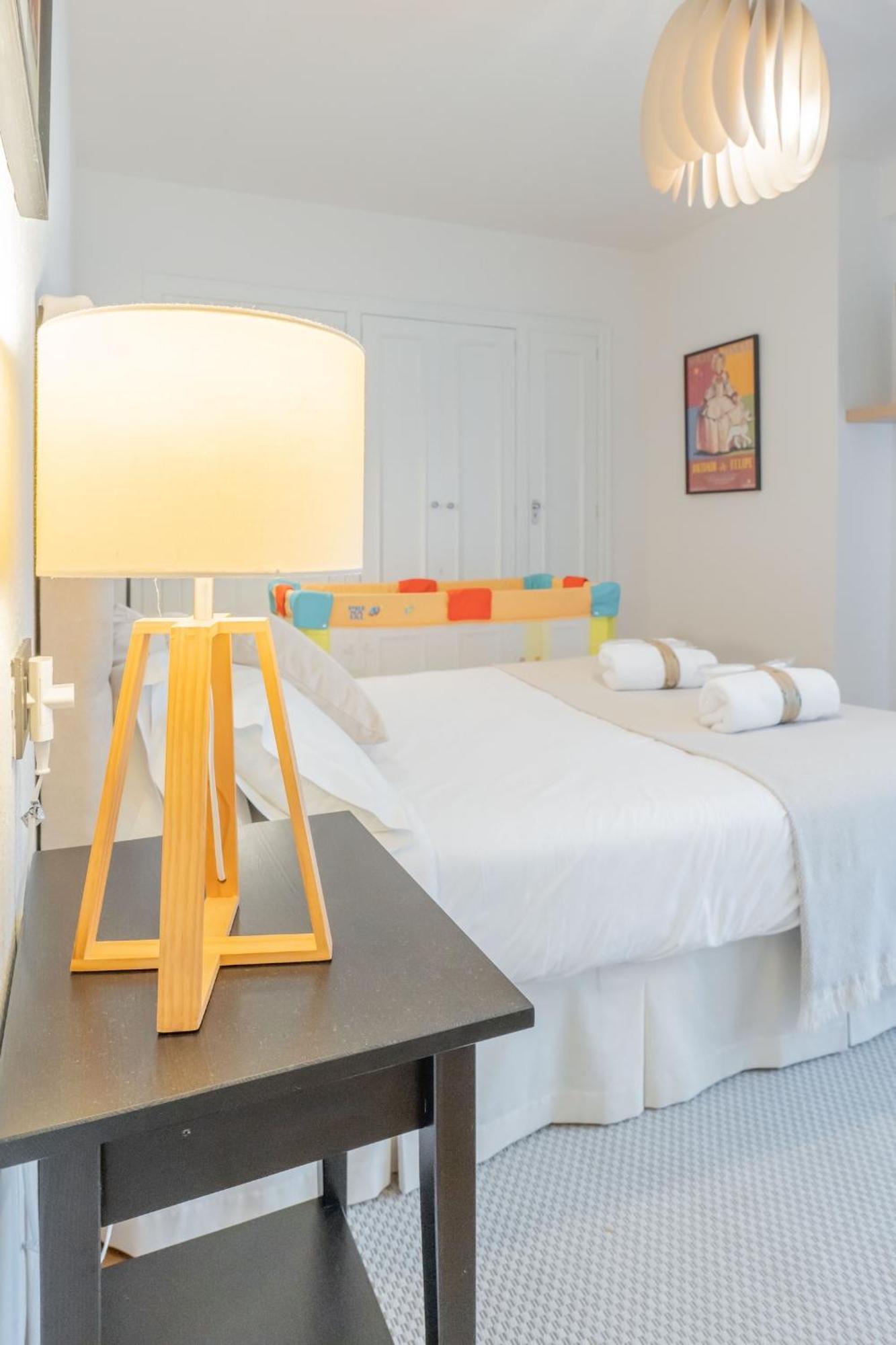 Nabucco Apartment Oviedo Bagian luar foto