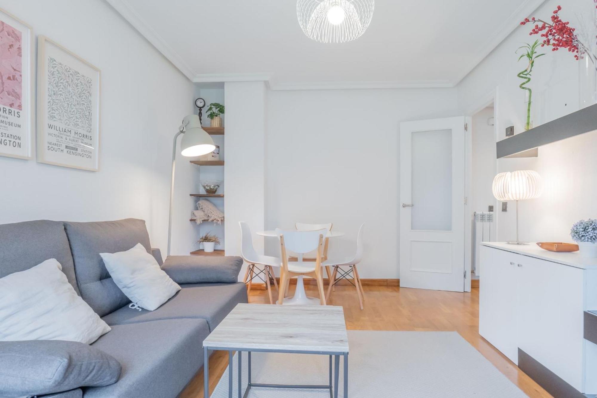 Nabucco Apartment Oviedo Bagian luar foto